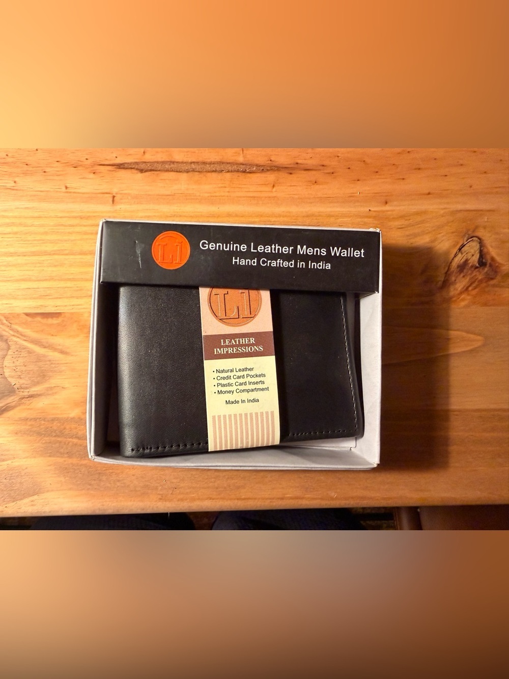 Black Leather Men's Bi-fold Wallet